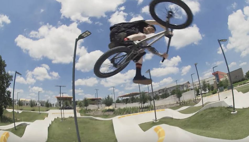 NORDY &#039;N DUGAN - MUELLER MISSION by Fitbikeco.