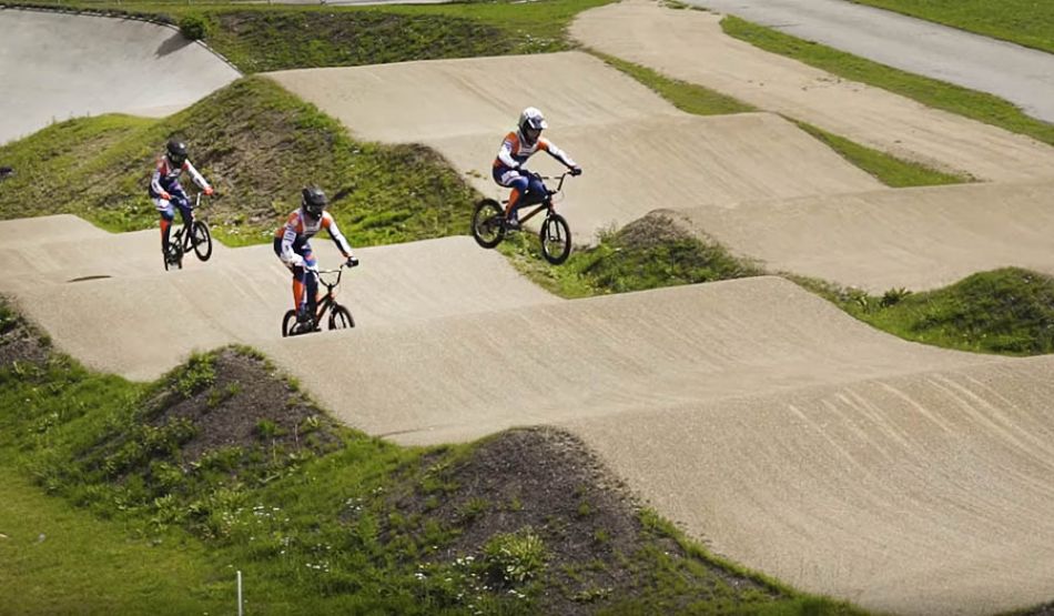 RIDING ON OUR NEW MEYBO BIKE - SX Track Papendal by Justin Kimmann
