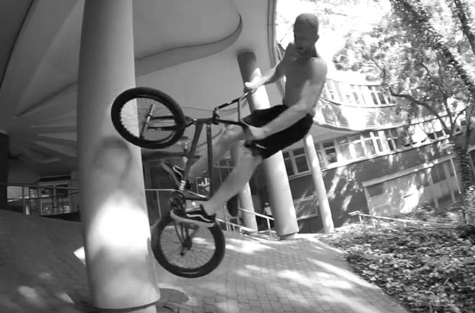 AM People&#039;s Store BANGERS 2024 – Mark Strandzov by Giano Vacca