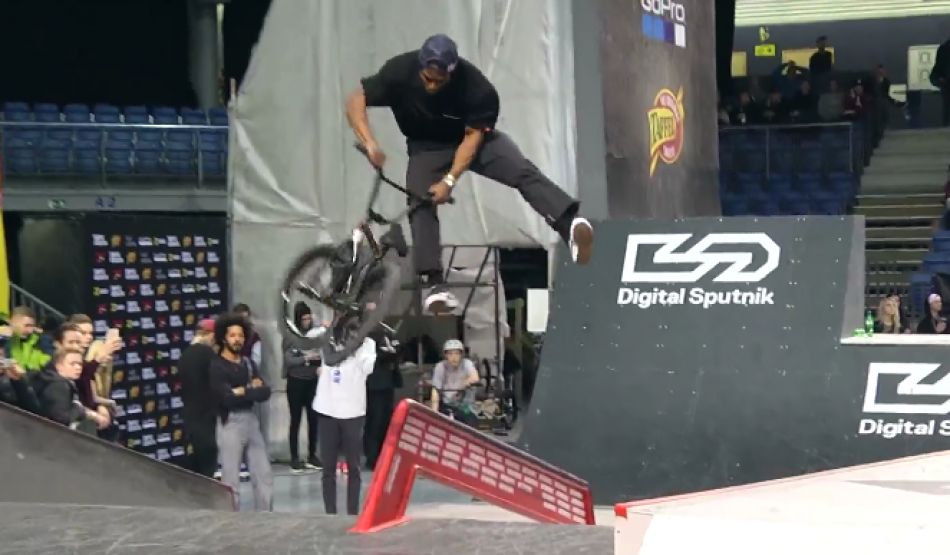 Simple Session 2017: Street Qualifying Highlights with Reynolds, Smillie, Stark, and More