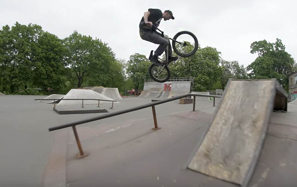UP AND DOWN BMX STREET Contest @ Highway to Hill 2023 by freedombmx