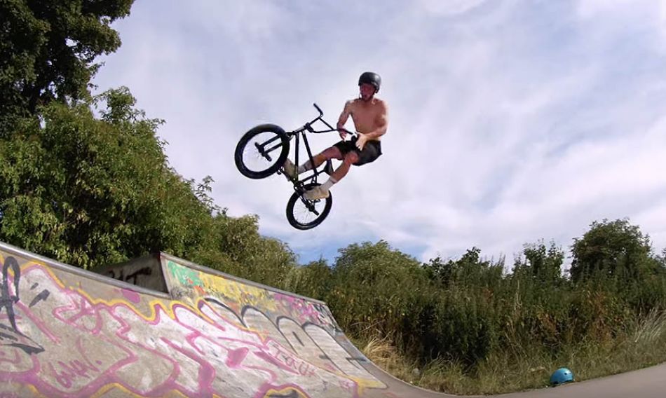 Plaza Princess - Sam Burditt | Ride UK BMX (4K)