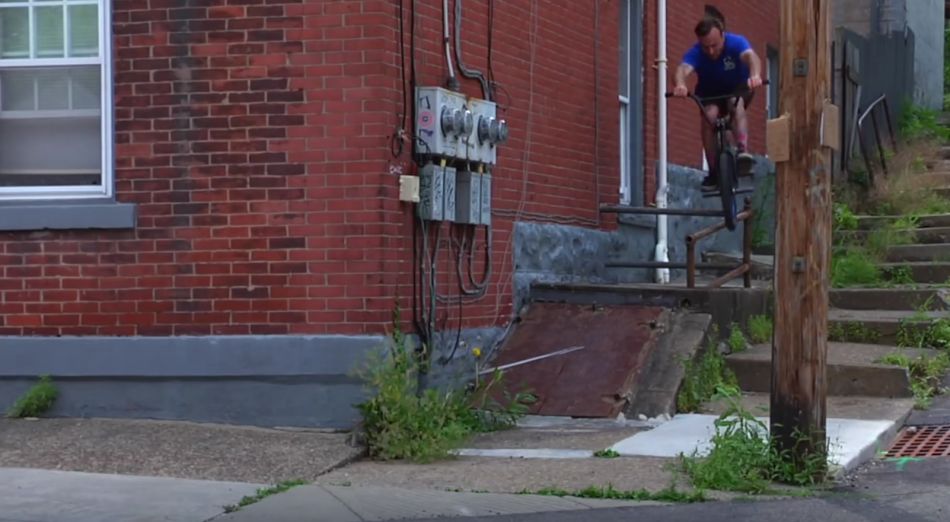 BMX - ANIMAL BIKES: A MASTERS COURSE IN GRINDS W/ RYAN HOWARD
