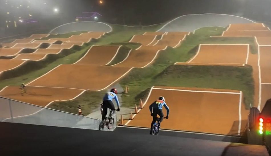 5 Reasons why YOU should start Racing BMX by SupercrossBMX