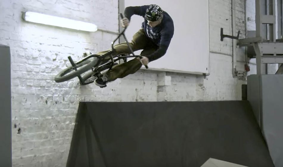 1st BMX-Session with Felix PRANGENBERG &amp; Friends at HALLE 59 by freedombmx