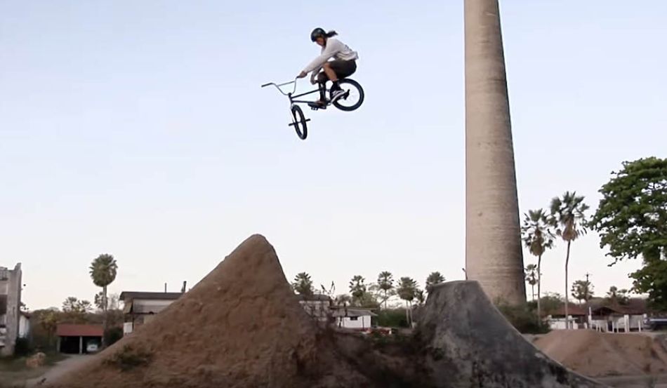 Vans Brasil presents: Felipe Manerim &quot;The Routine I want&quot; Drop BMX