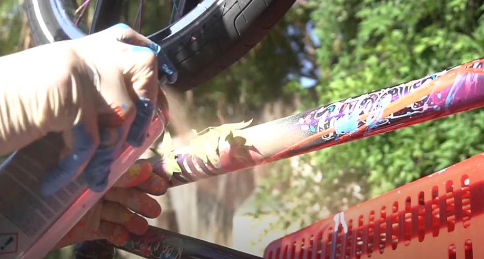 How to splatter your BMX bike- Alex Hiam by LUXBMX