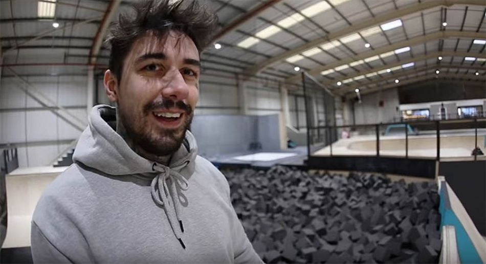 BMX Session: UK Action Sports Facility! by Harry Main
