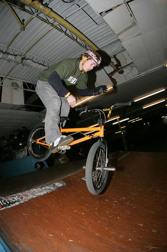 Wade nosewheely to barspin