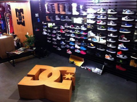 dc shoe stores